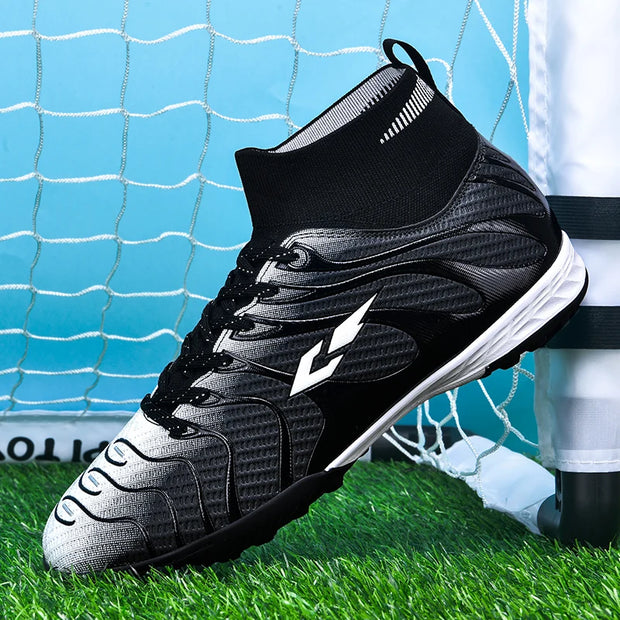 Men‘s Professional Light Non-Slip Soccer Shoes